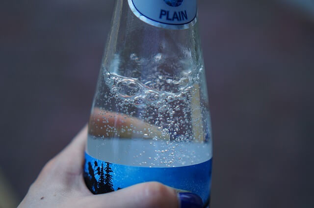 sparkling-water-546255_640